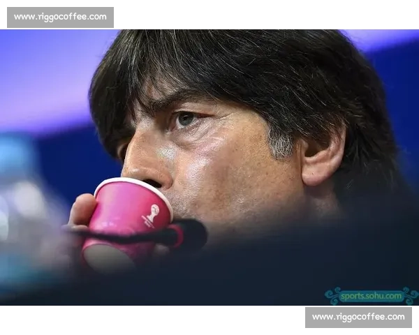 场边“表情帝”抢镜,苏超主帅的喜怒哀乐全记录!